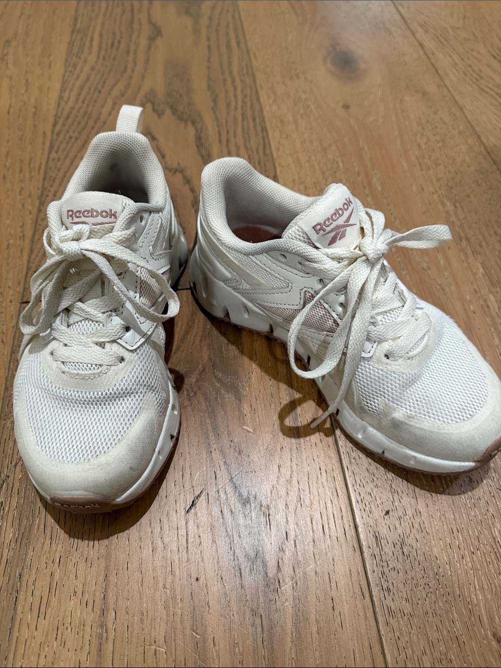Reebok Kids Cream-White Sneakers with Pink Logo size 13